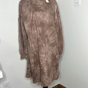 She + Sky brown tre dye sweatshirt dress Small
